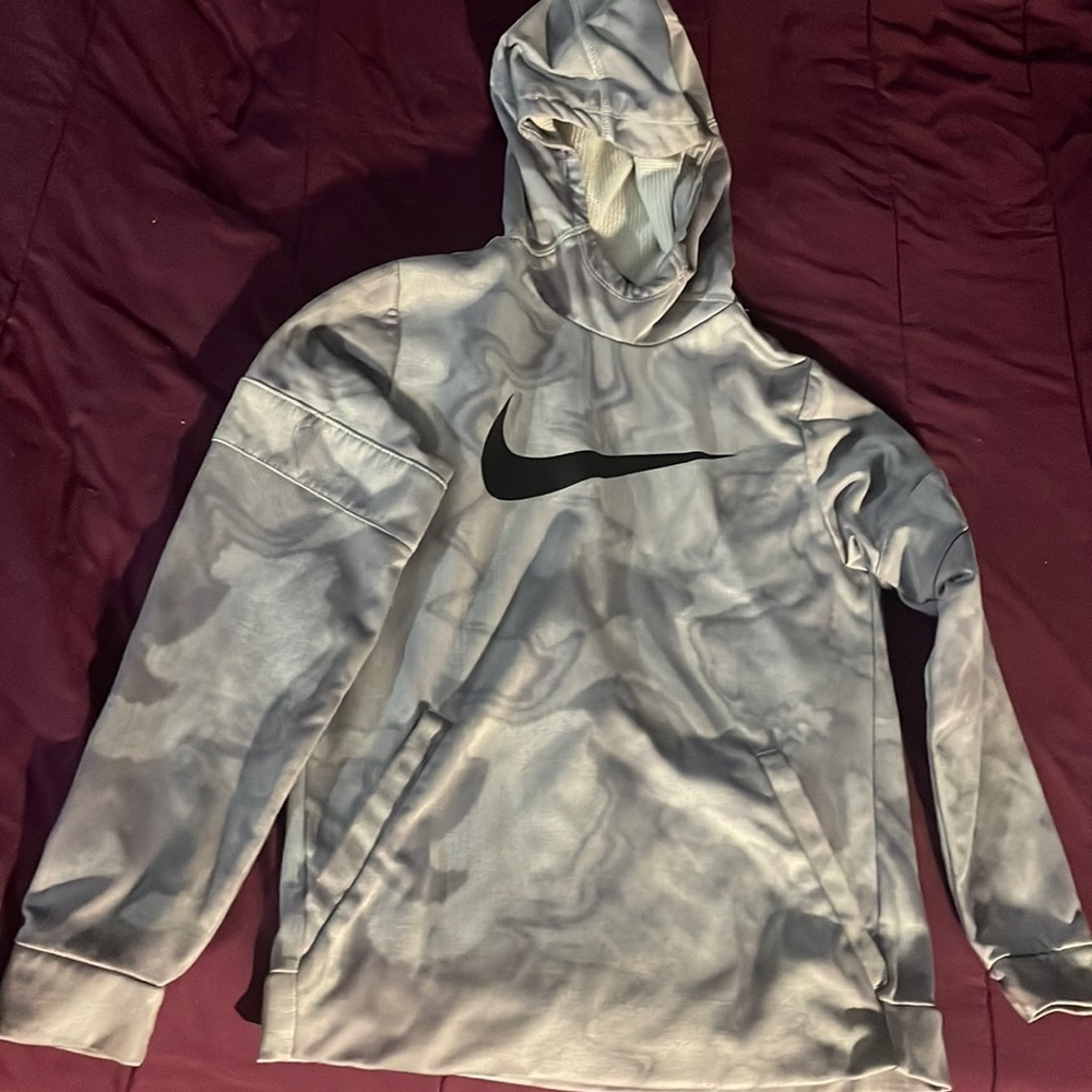 nike hoodie